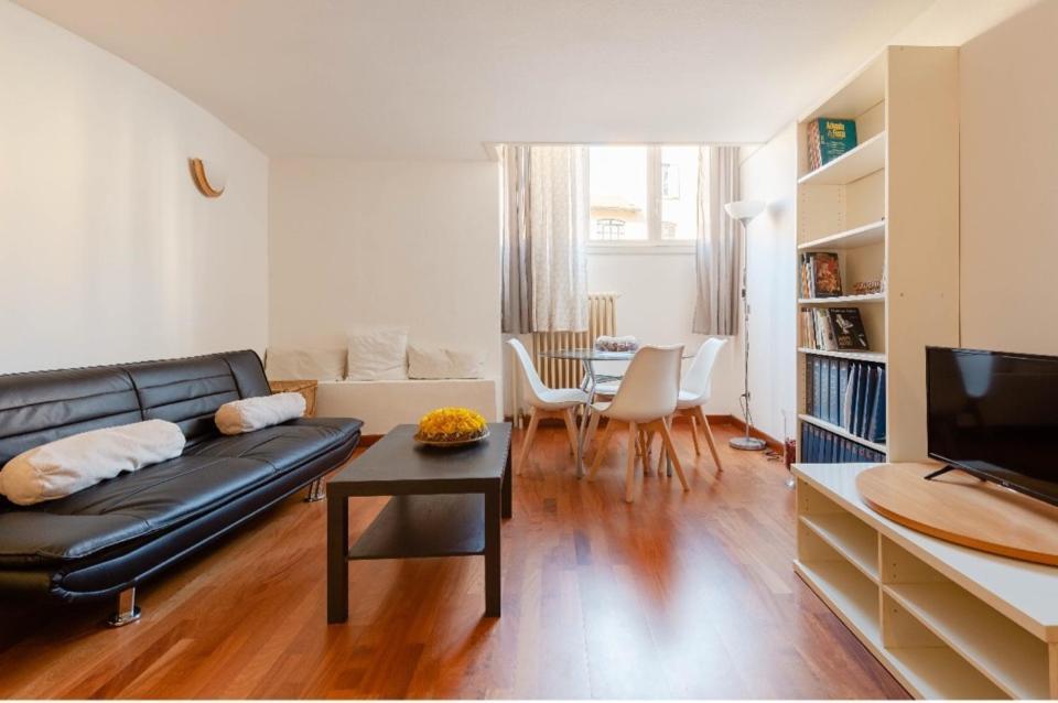 Yourvacanza Navigli Loft Διαμέρισμα Μιλάνο Εξωτερικό φωτογραφία